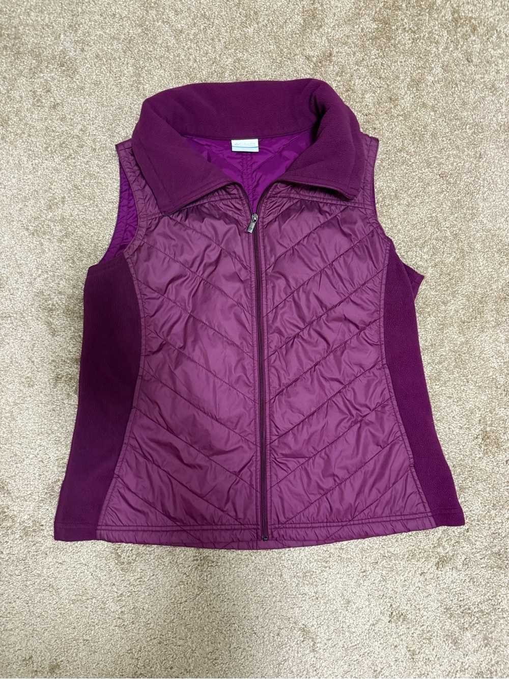 Women's Quilted Sleeveless Vest in Plum. AC35